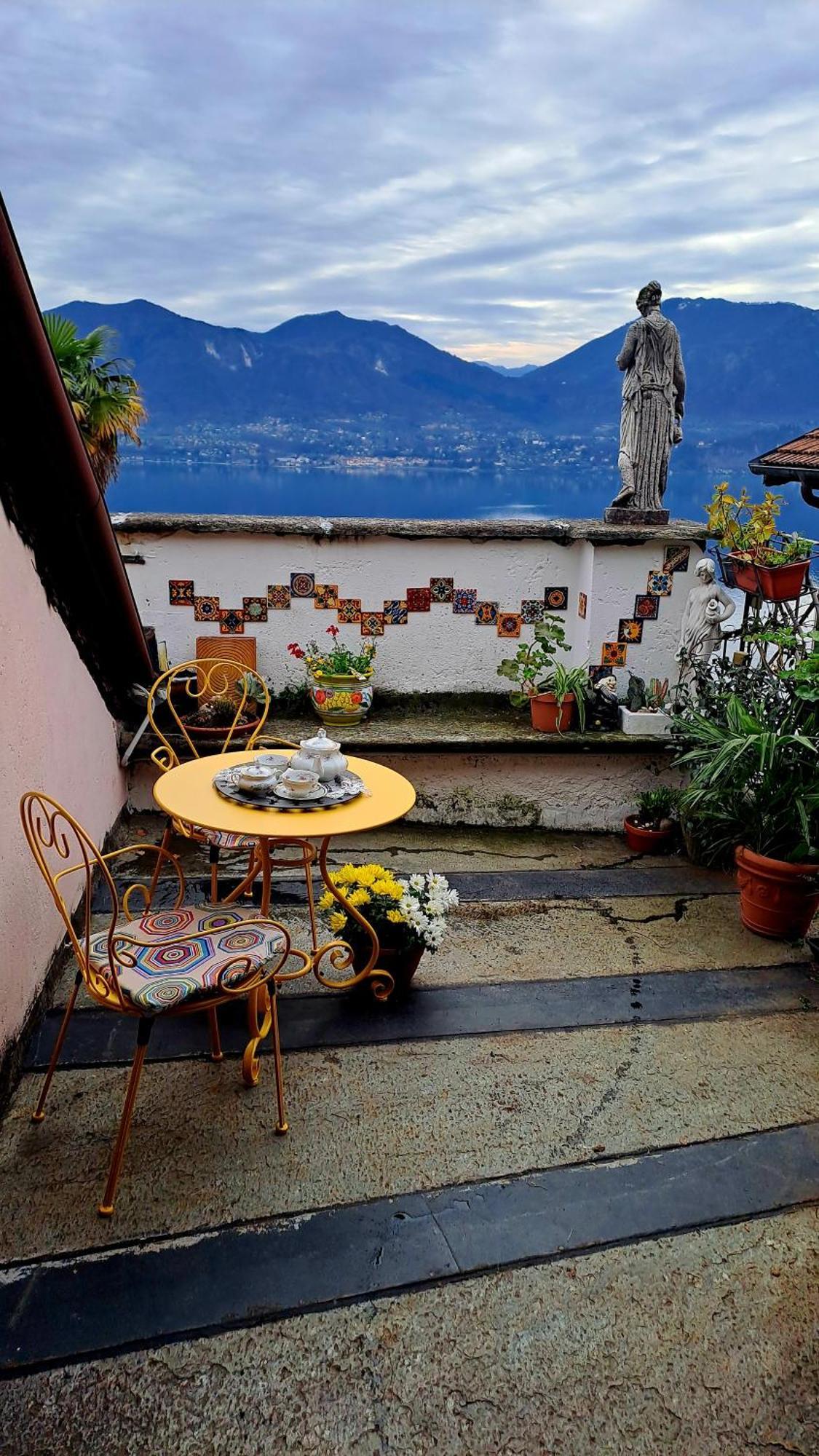 Antica Casa Al Lago Oggebbio Bagian luar foto